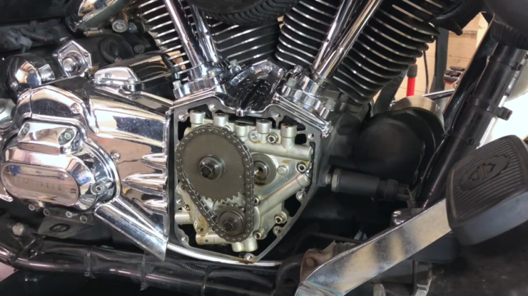How to check camchain tensioners on a Harley